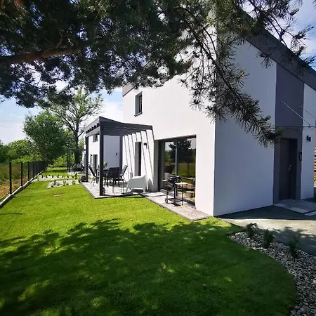 Prázdninový dům Przystan Dobrej Energii, Caloroczne Z Goraca Balia Z Hydromasazem *