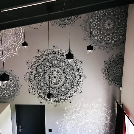 Przystan Dobrej Energii, Caloroczne Z Goraca Balia Z Hydromasazem * Kladsko