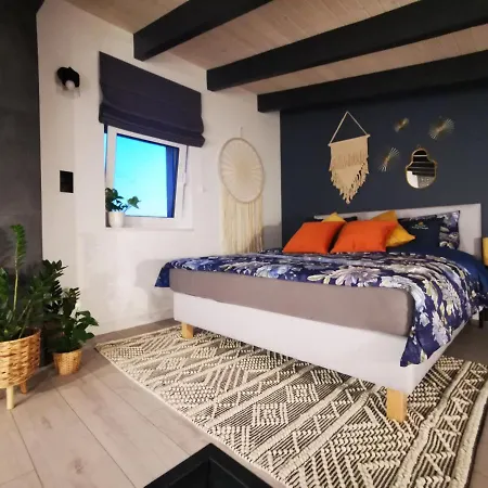 Prázdninový dům Przystan Dobrej Energii, Caloroczne Z Goraca Balia Z Hydromasazem