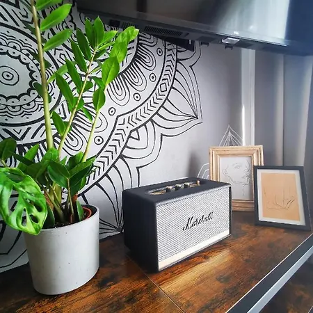 Przystan Dobrej Energii, Caloroczne Z Goraca Balia Z Hydromasazem *