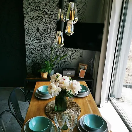 Przystan Dobrej Energii, Caloroczne Z Goraca Balia Z Hydromasazem * Kladsko