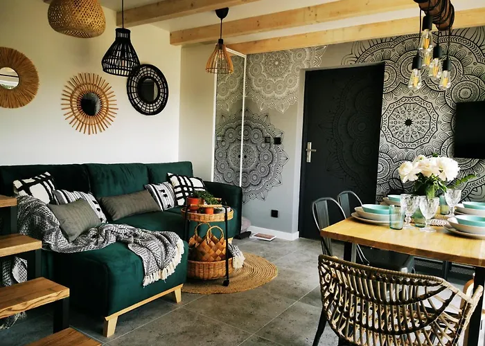 Przystan Dobrej Energii, Caloroczne Z Goraca Balia Z Hydromasazem Klodzko