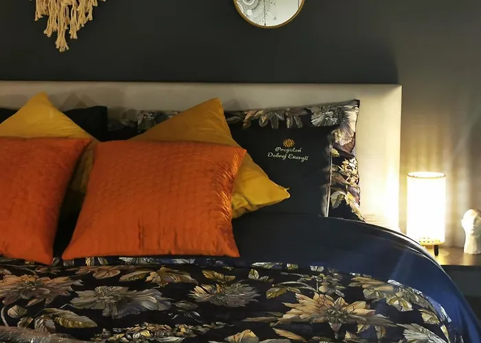 Przystan Dobrej Energii, Caloroczne Z Goraca Balia Z Hydromasazem *