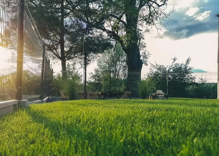 Przystan Dobrej Energii, Caloroczne Z Goraca Balia Z Hydromasazem Klodzko